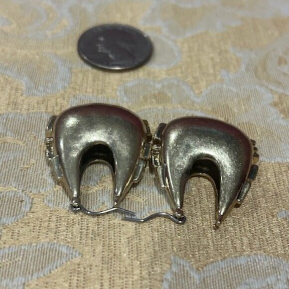 AJE Designer Australia Brass EARRINGS - Picture 8 of 8